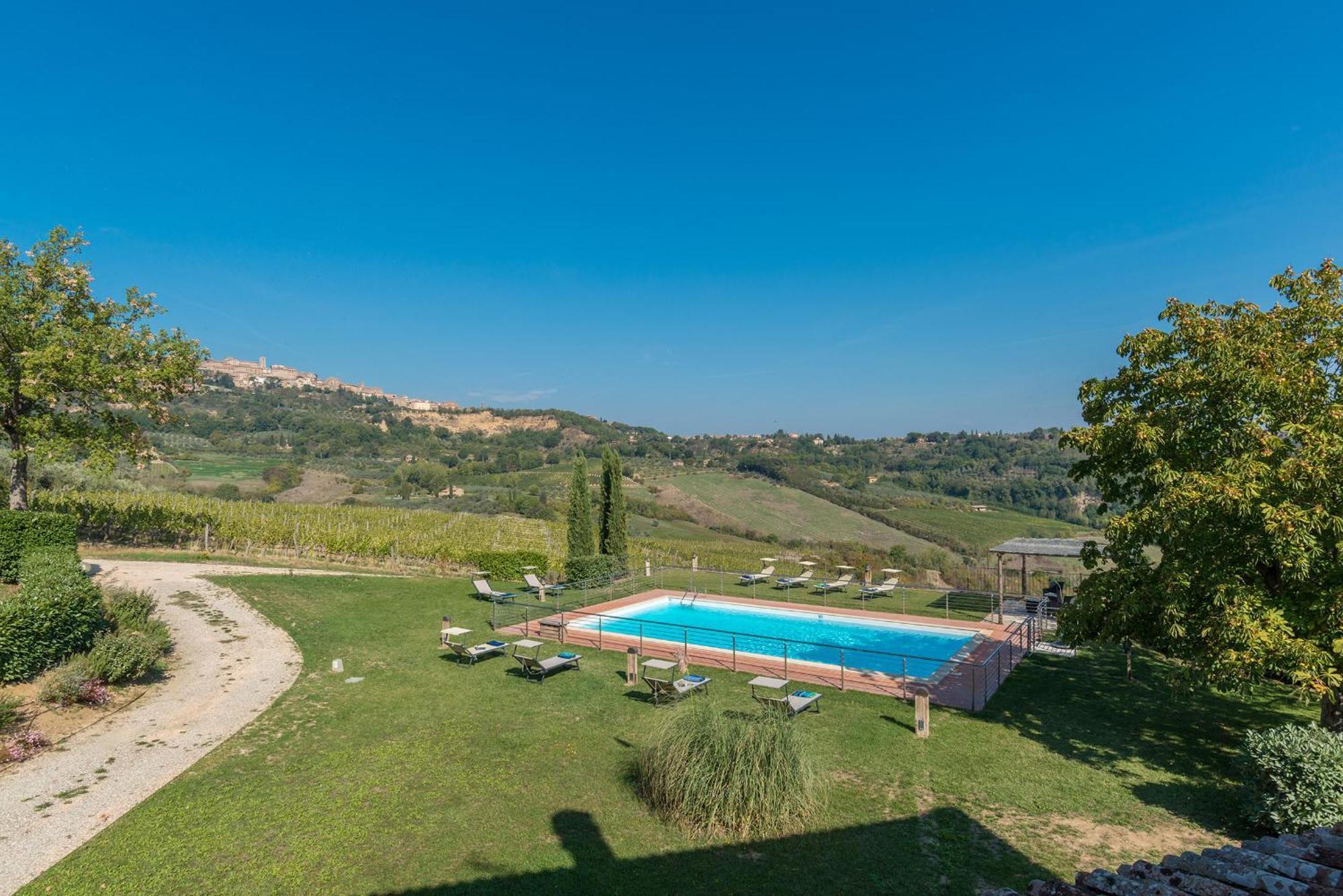 Bed and Breakfast The Grapevine By Manvi Montepulciano Stazione Esterno foto